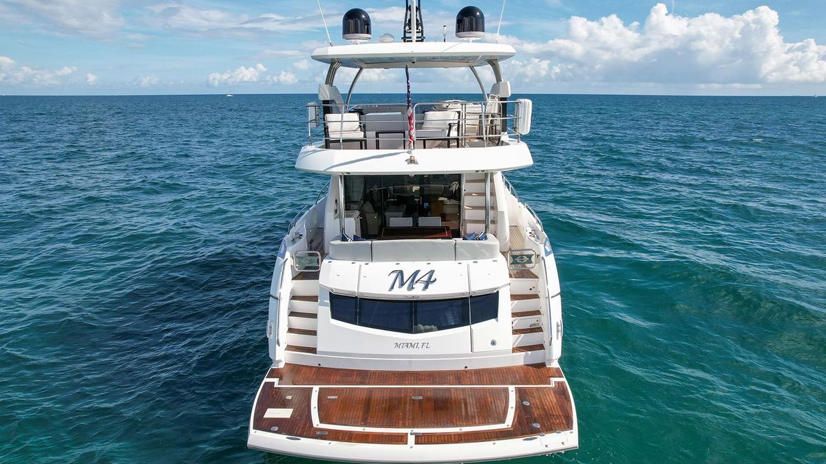 2015 Sunseeker 75 