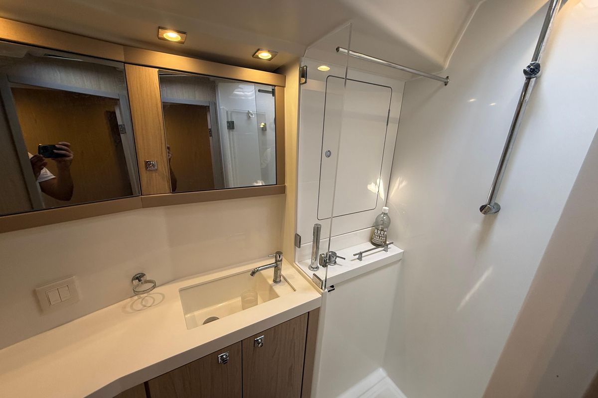 2018 Beneteau 52 