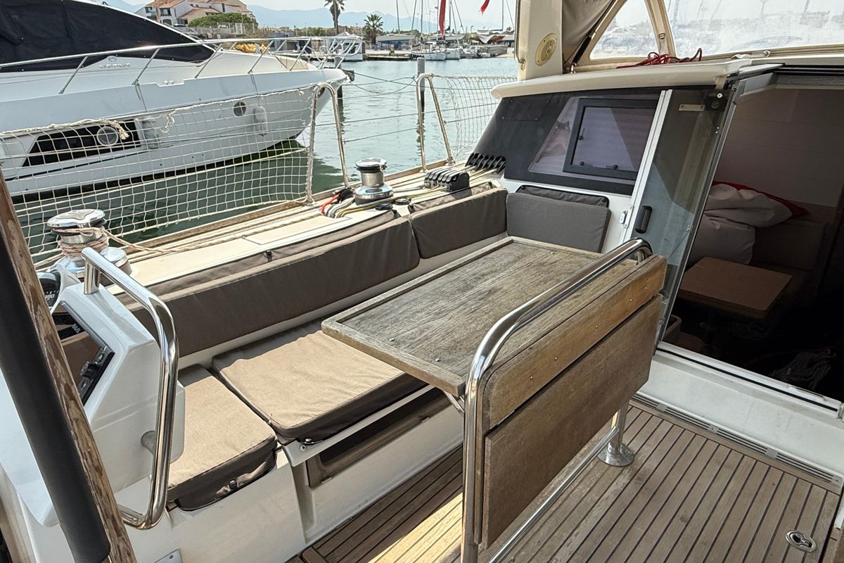 2018 Beneteau 52 