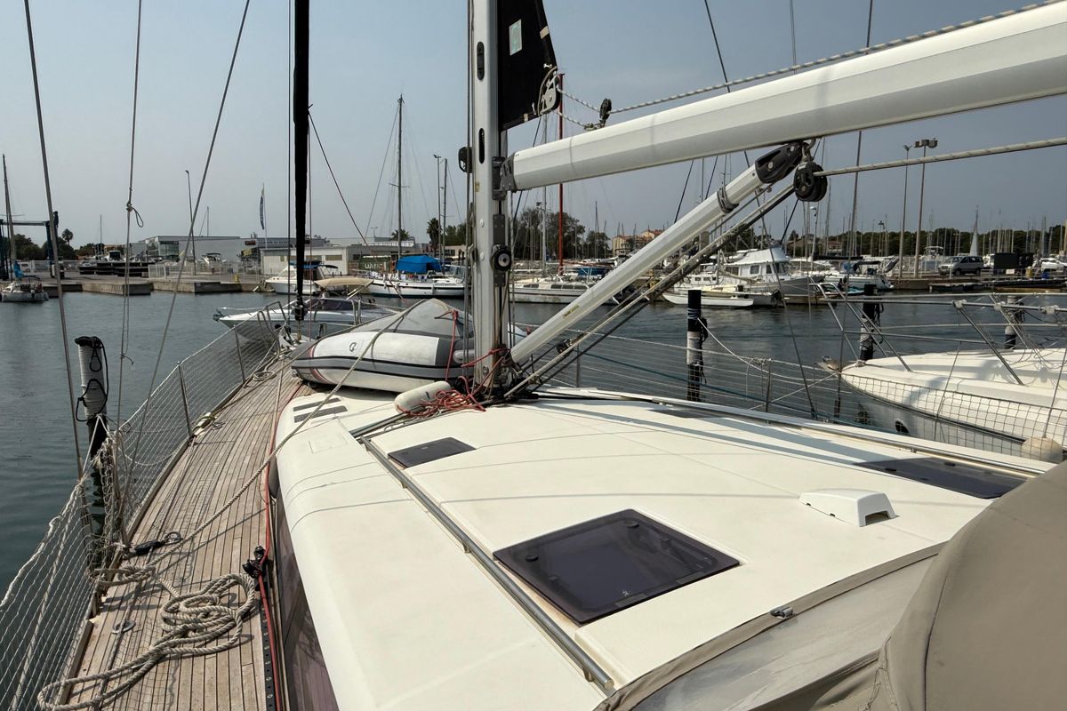 2018 Beneteau 52 