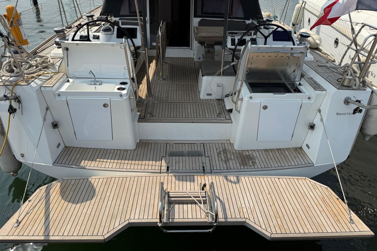 2018 Beneteau 52 