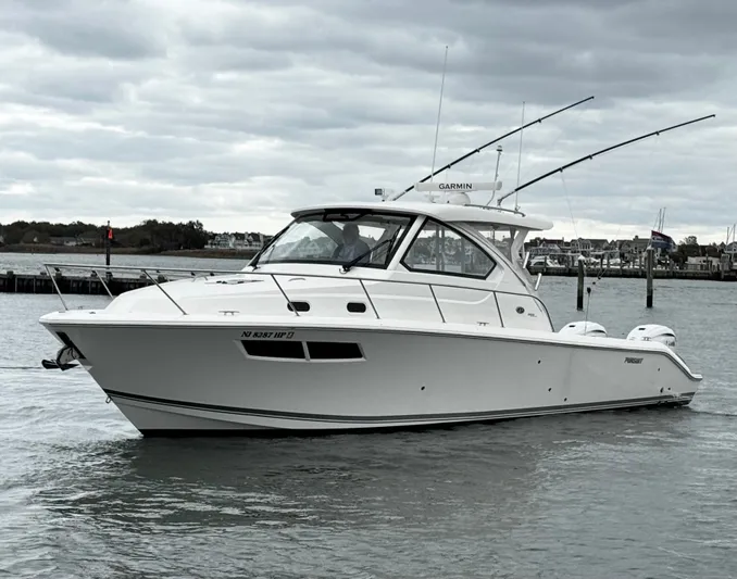 Prfect Tide Yacht Photos Pics 