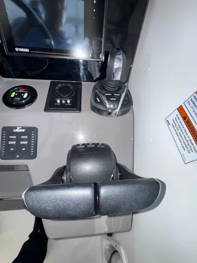 Prfect Tide Yacht Photos Pics 