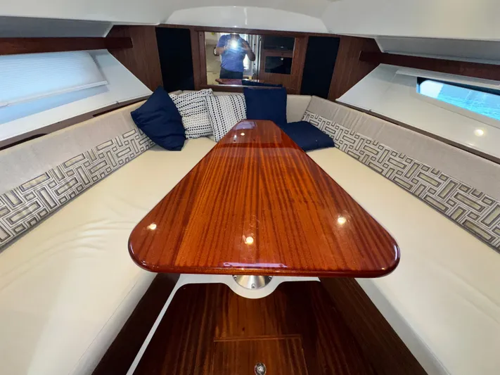 Prfect Tide Yacht Photos Pics 