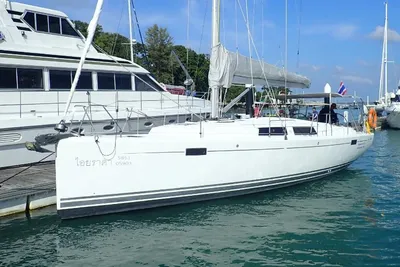 Hanse 385