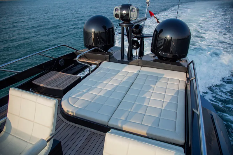  Yacht Photos Pics Luxurious 2016 Pershing 82 yacht deck with sunbeds and ocean view.