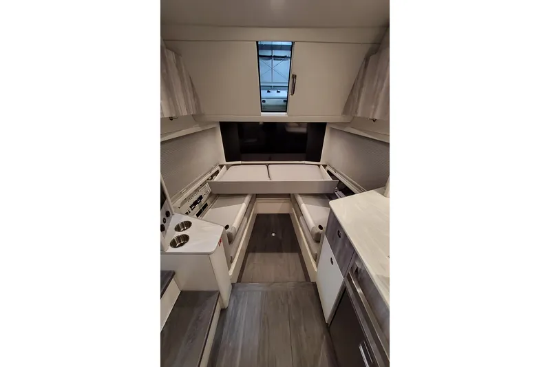  Yacht Photos Pics Interior of 2026 Formula 457 Center Console Fish boat, featuring modern design and amenities.