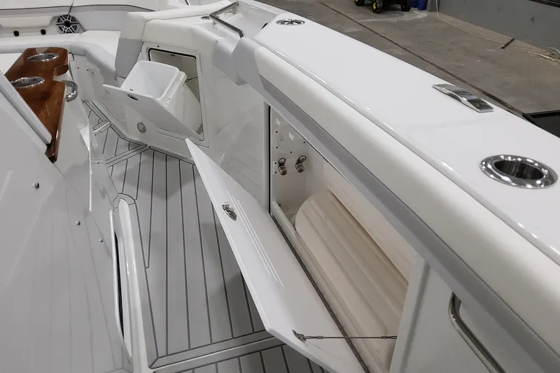  Yacht Photos Pics 2026 Formula 457 Center Console Fish boat interior with open storage compartments.