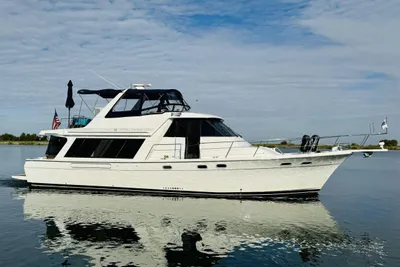 Bayliner 4788 Pilothouse Motor Yacht