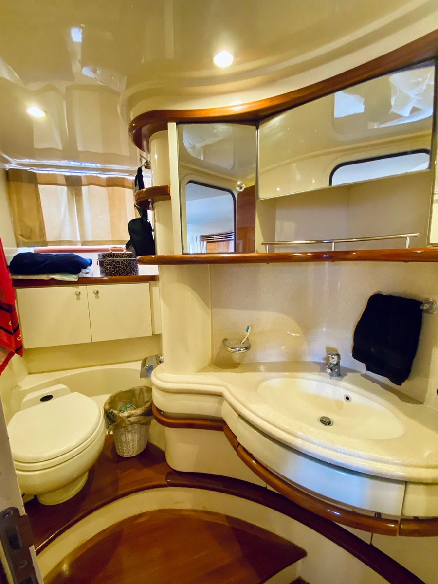 2002 Azimut 55 