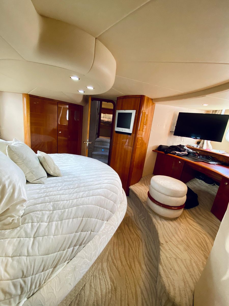 2002 Azimut 55 