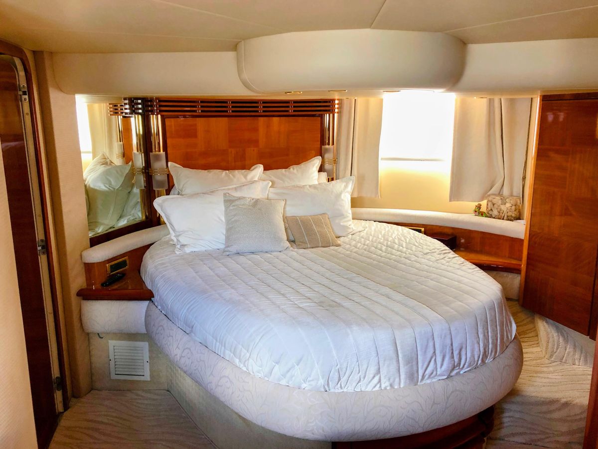 2002 Azimut 55 