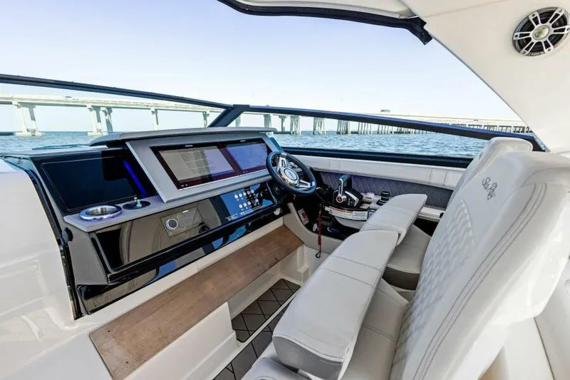 Never Winterized Yacht Photos Pics 