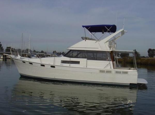 1990 Bayliner 3888 Motoryacht