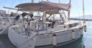 2017 Beneteau Oceanis 38.1
