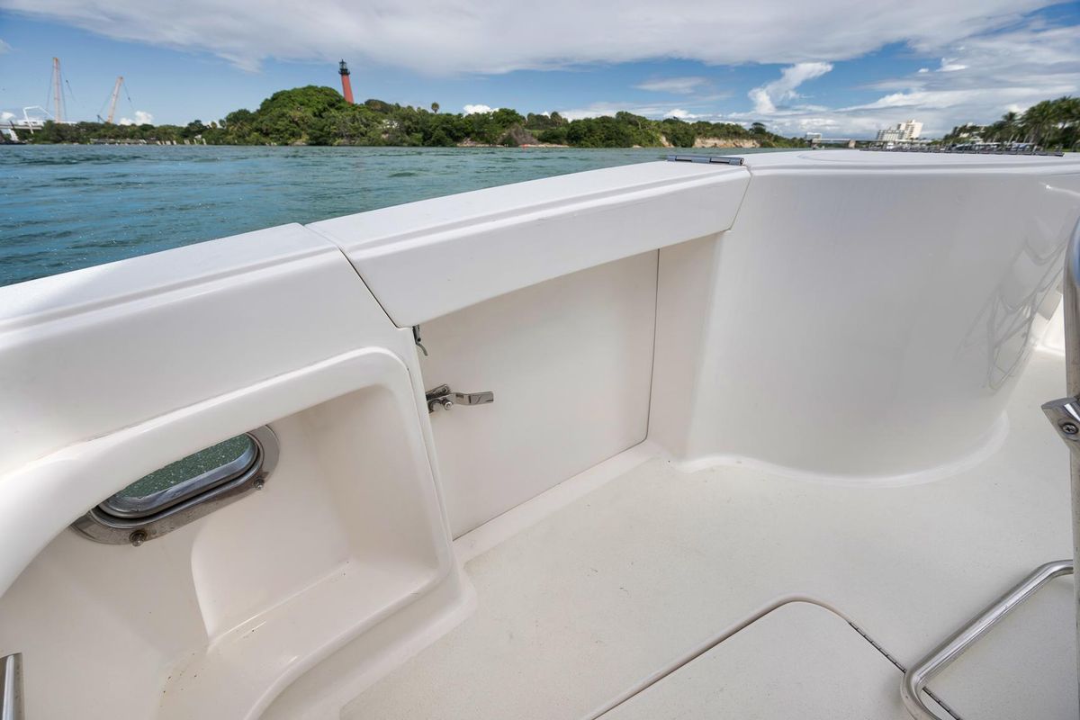2004 Ocean Yachts 57 