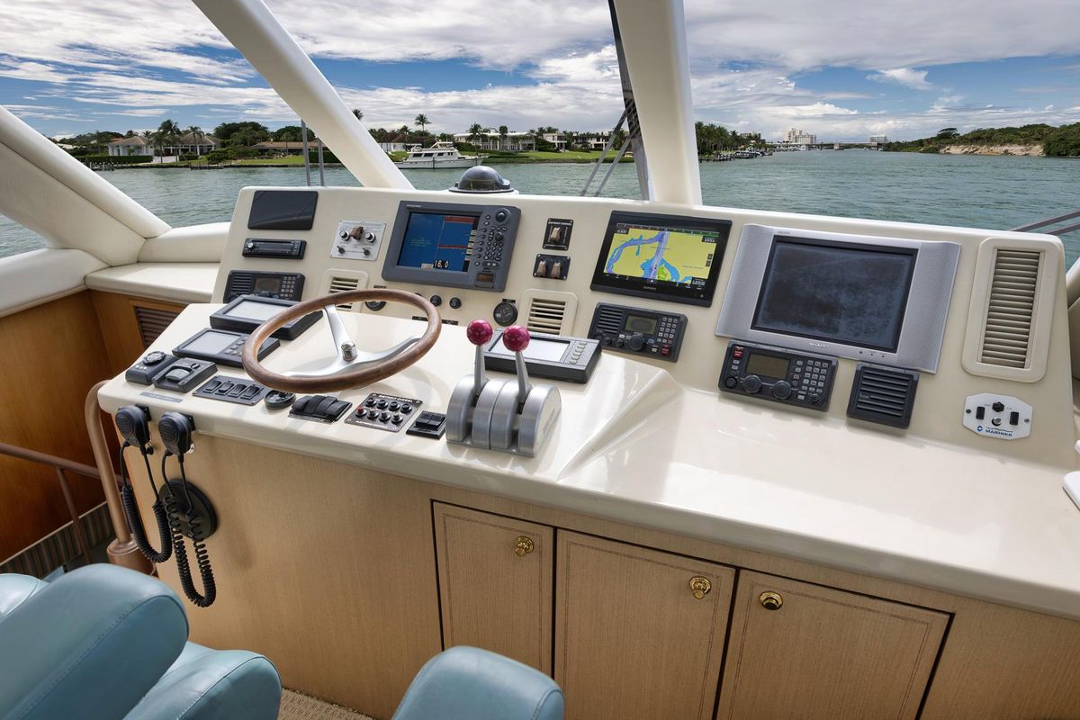 2004 Ocean Yachts 57 