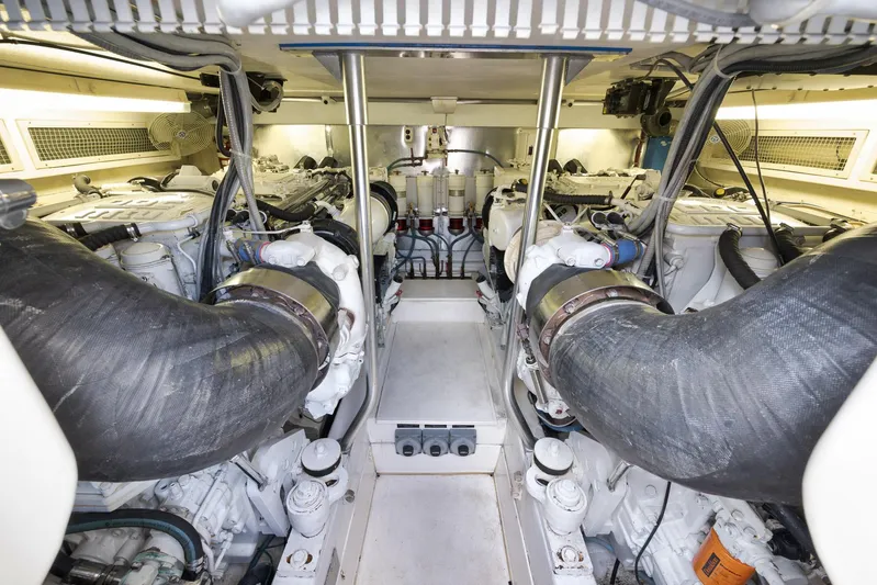 Positive Attitude Yacht Photos Pics Ocean 57 Positive Attitude - Engine Room