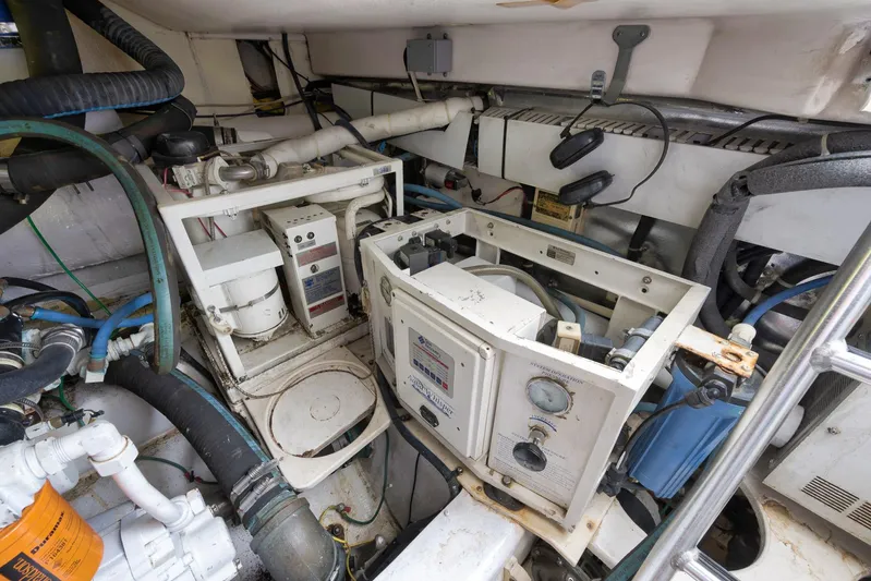 Positive Attitude Yacht Photos Pics Ocean 57 Positive Attitude - Engine Room