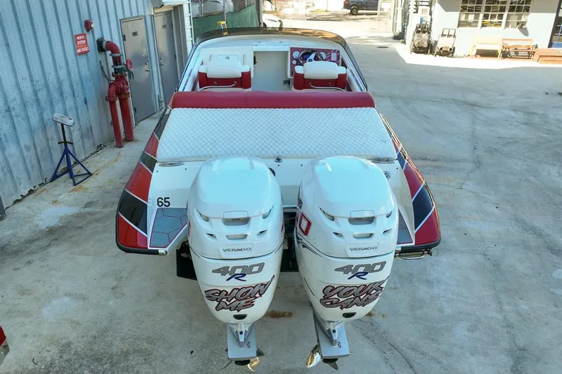  Yacht Photos Pics 2022 Velocity 290sc boat with twin 400R Verado engines, docked outdoors.