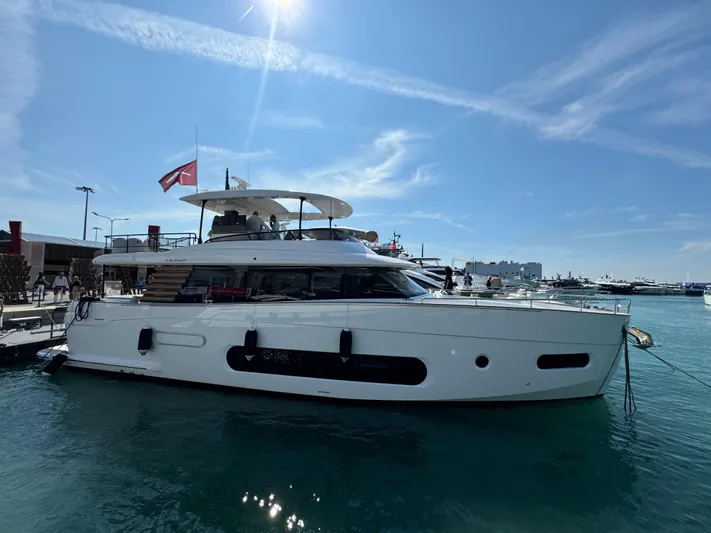  Yacht Photos Pics 