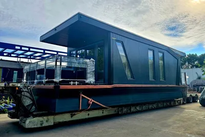 2025 Solstar Houseboat Basic 11-4,2