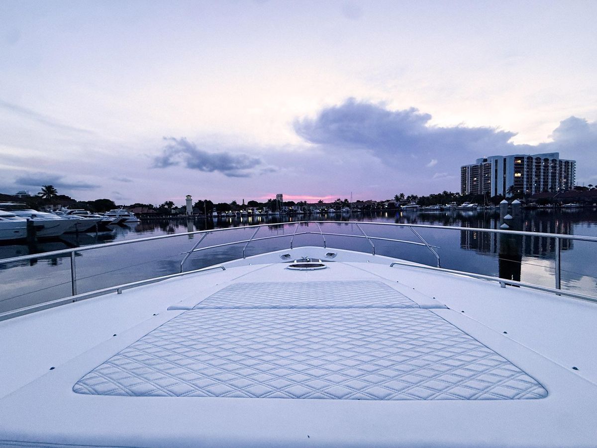 2007 Princess 74 