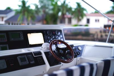 Yacht