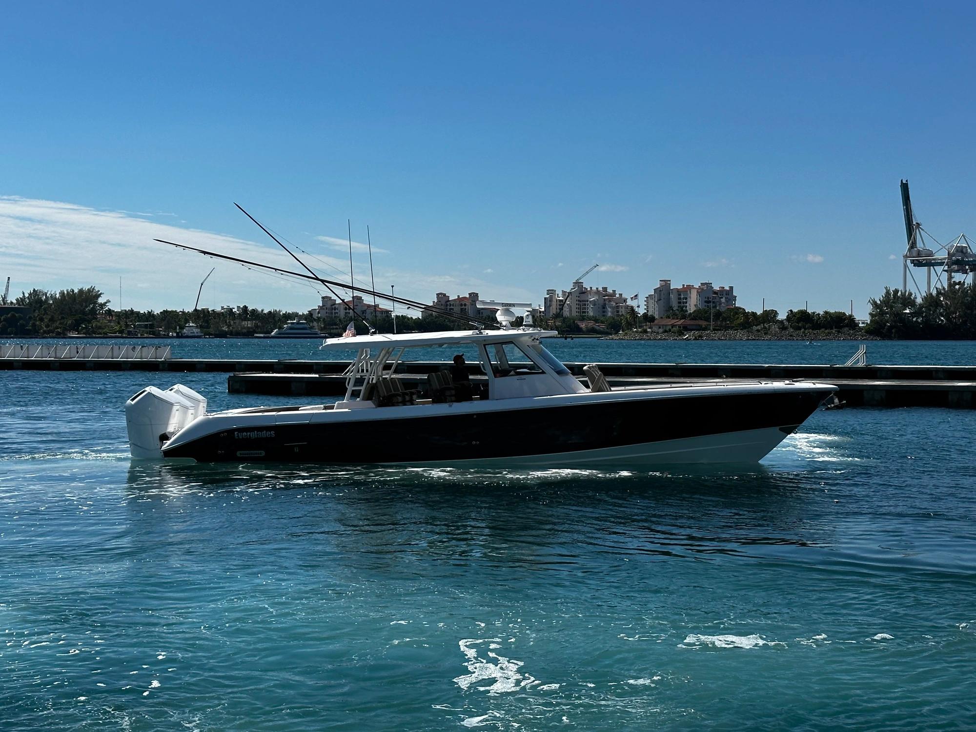 Everglades 455 Cc boats for sale | YachtWorld