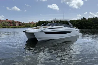 Aquila 32