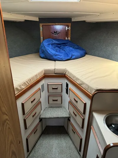 Cast Off II Yacht Photos Pics 