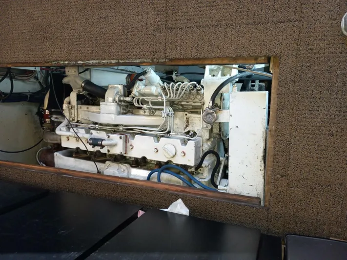 Cast Off II Yacht Photos Pics 