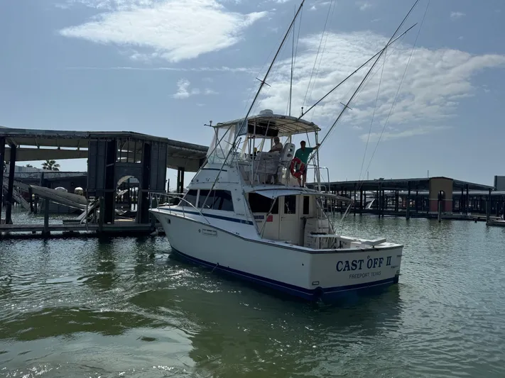 Cast Off II Yacht Photos Pics 
