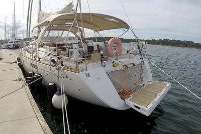 Yacht