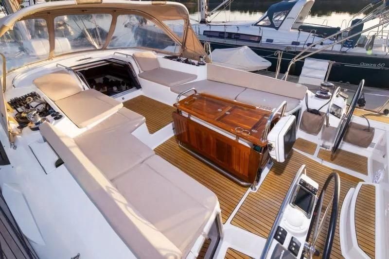 2014 Jeanneau 58 