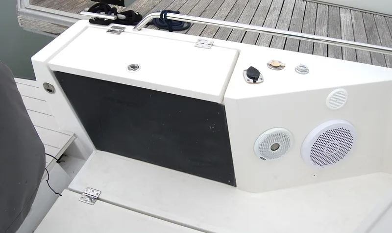  Yacht Photos Pics 2019 Axopar 37 SC boat deck with speakers and control panel.