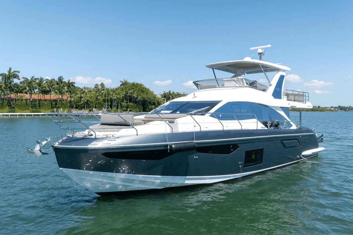 2023 Azimut 60 