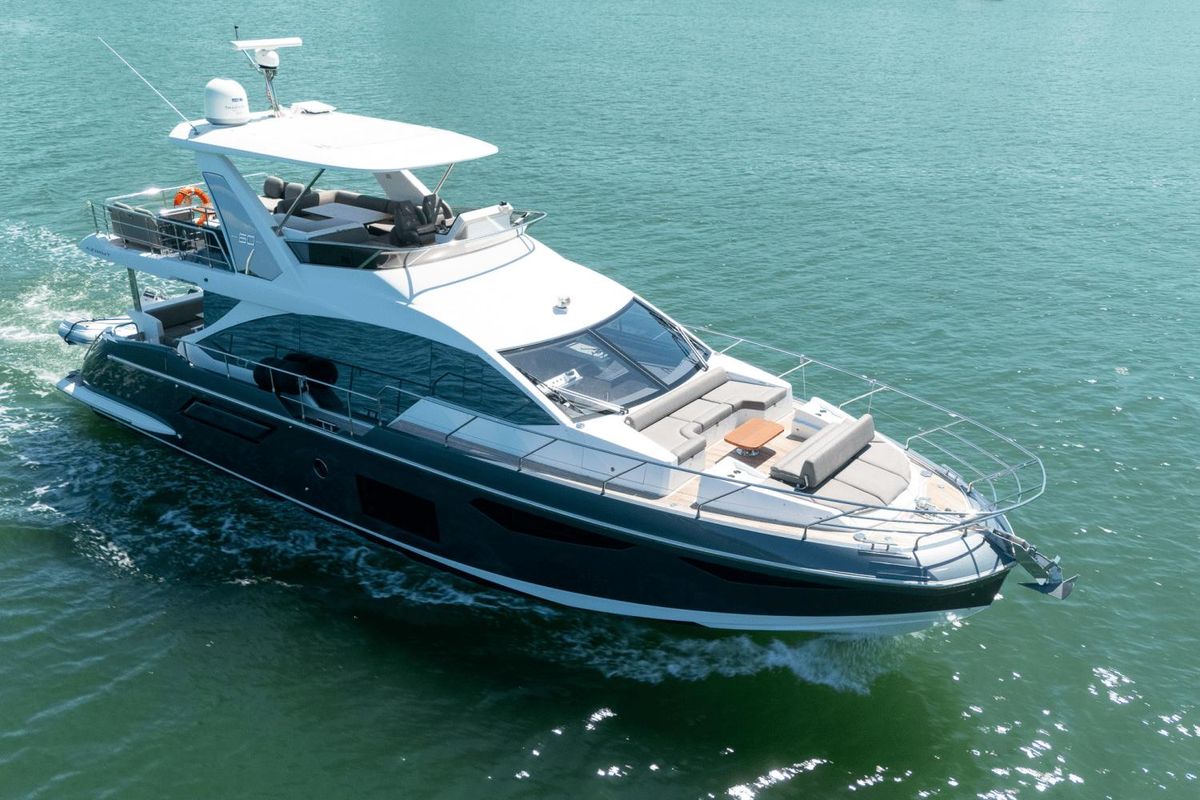 2023 Azimut 60 