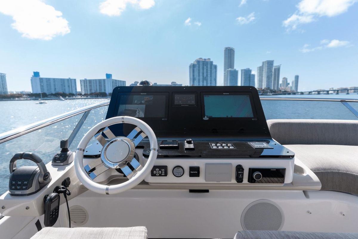 2023 Azimut 60 