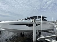 2023 Cruisers Yachts 42 GLS Outboard