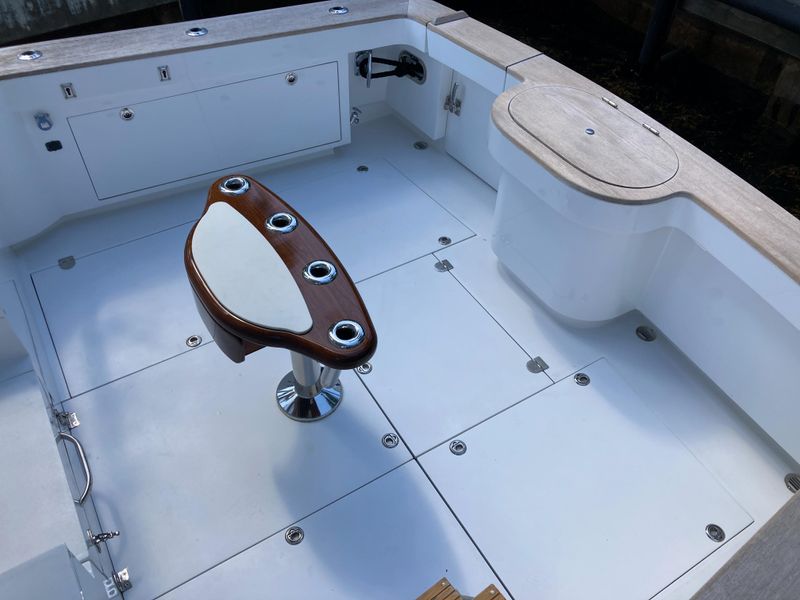 2015 Huckins Sportfisherman