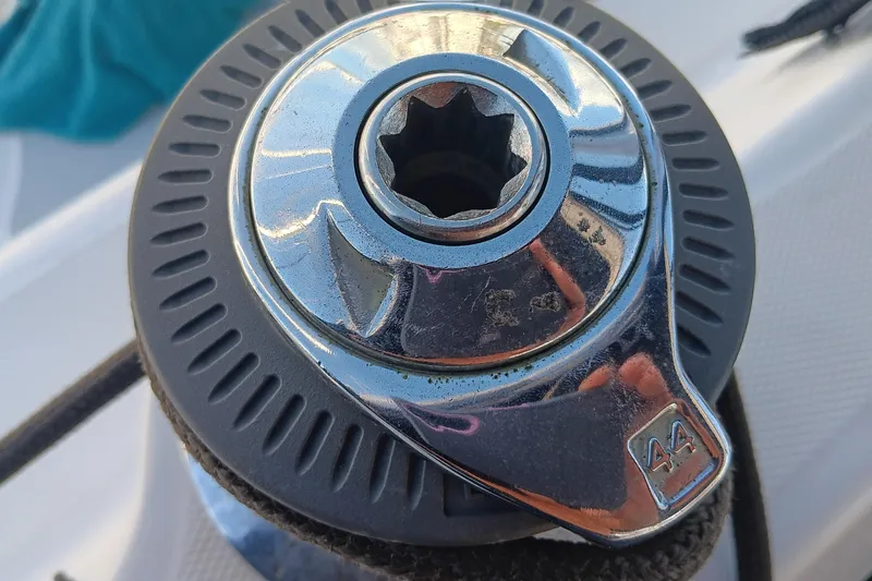 Heart Of Gold Yacht Photos Pics Close-up of a winch on a 1998 Hunter 450 sailboat.