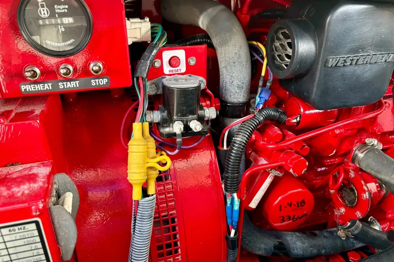  Yacht Photos Pics Close-up of a 2007 Formula 400 Super Sport engine compartment with wiring and controls.