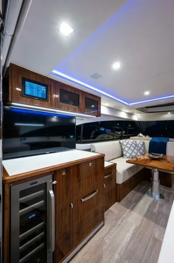 Greyhound Yacht Photos Pics 2020 Riviera 5400 Sport Yacht - Image 30