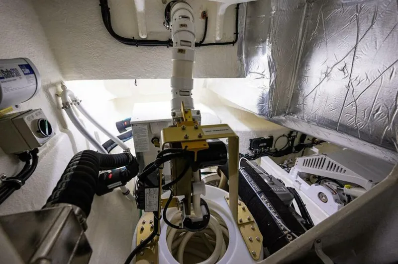 Greyhound Yacht Photos Pics 2020 Riviera 5400 Sport Yacht - Image 88