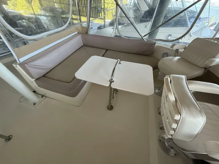  Yacht Photos Pics 2006 Mainship Trawler - Image 45