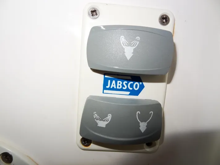 Makin Wind Yacht Photos Pics 