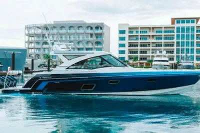 Formula 430 Super Sport Crossover