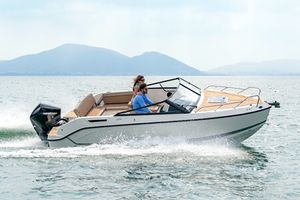 2023 Quicksilver ACTIV CRUISER 675
