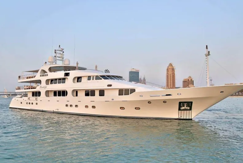 Sea Breeze Yacht Photos Pics 